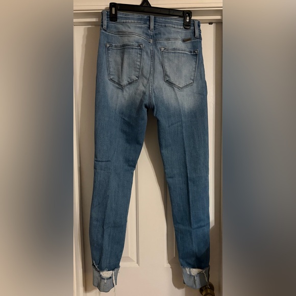 KanCan™ Curvy High Rise Ripped Cuffed Hem Skinny Jean - Size 28, Like New - Picture 6 of 6